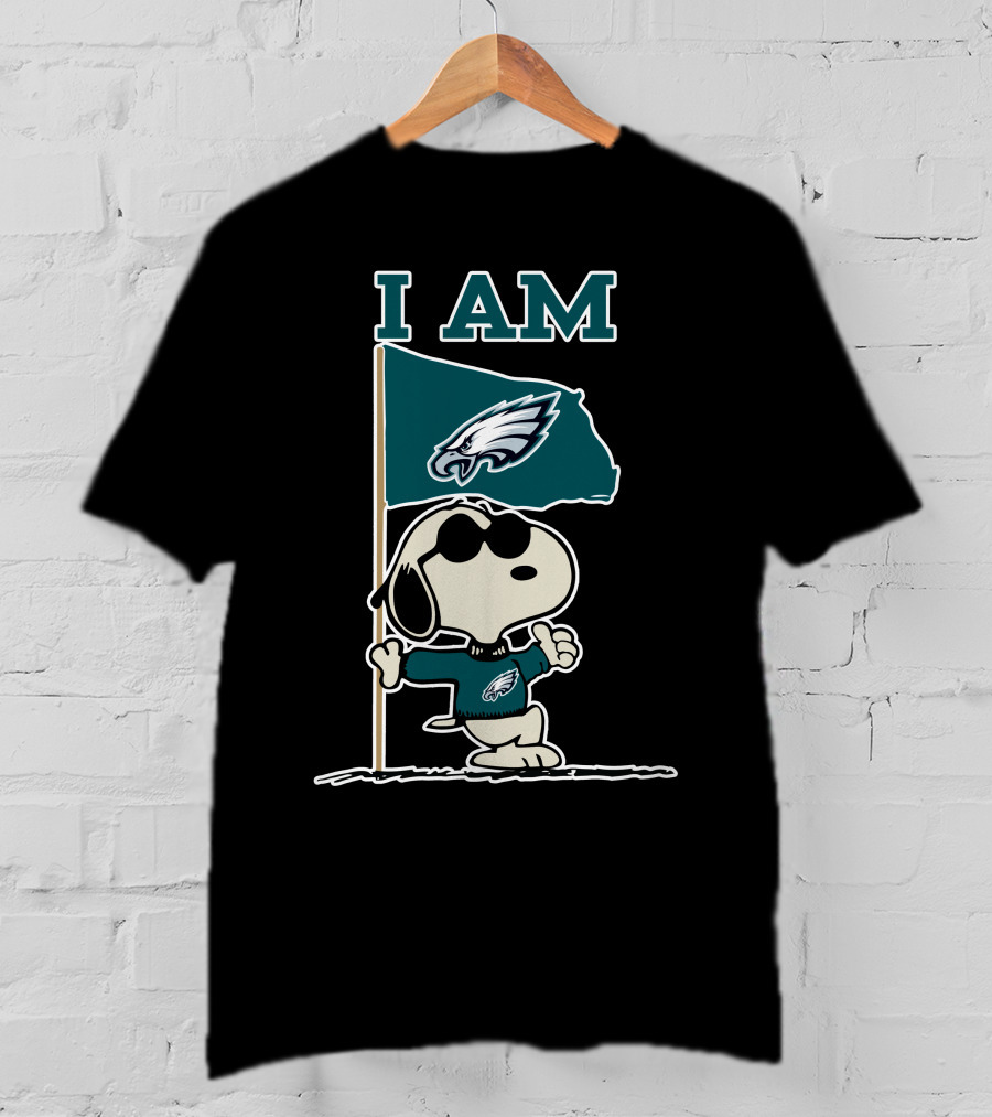 I Am Philadelphia Eagles Snoopy Flag T-Shirt
