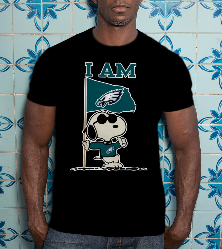 I Am Philadelphia Eagles Snoopy Flag T-Shirt