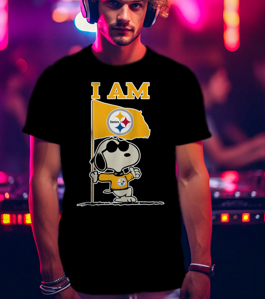I Am Pittsburgh Steelers Snoopy Flag T-Shirt