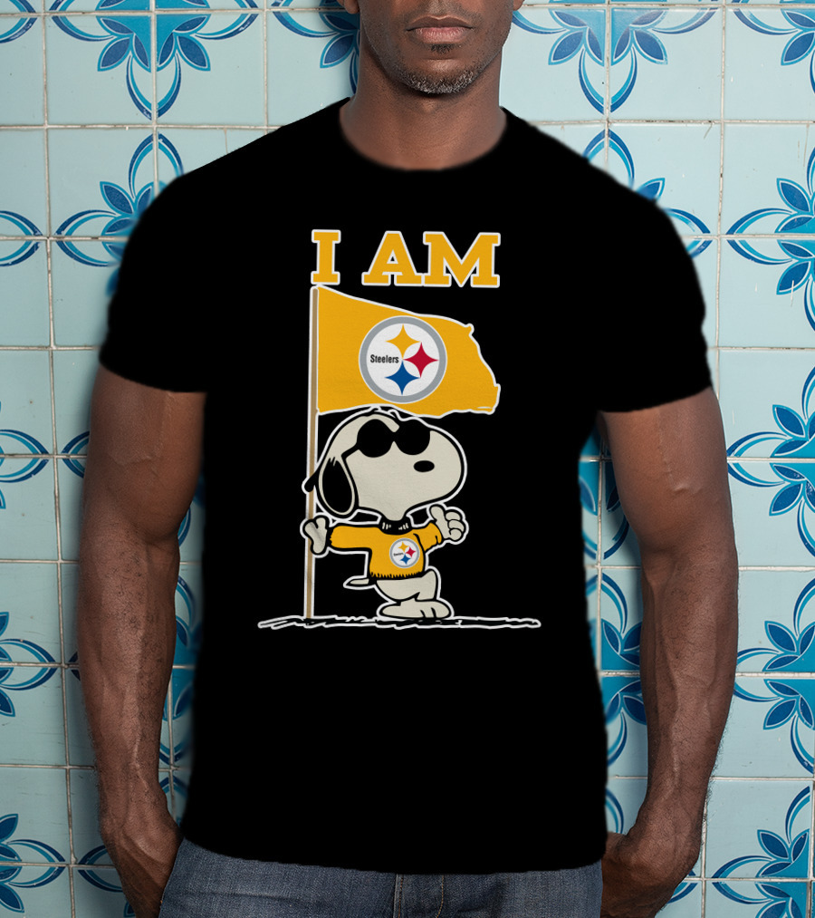 I Am Pittsburgh Steelers Snoopy Flag T-Shirt