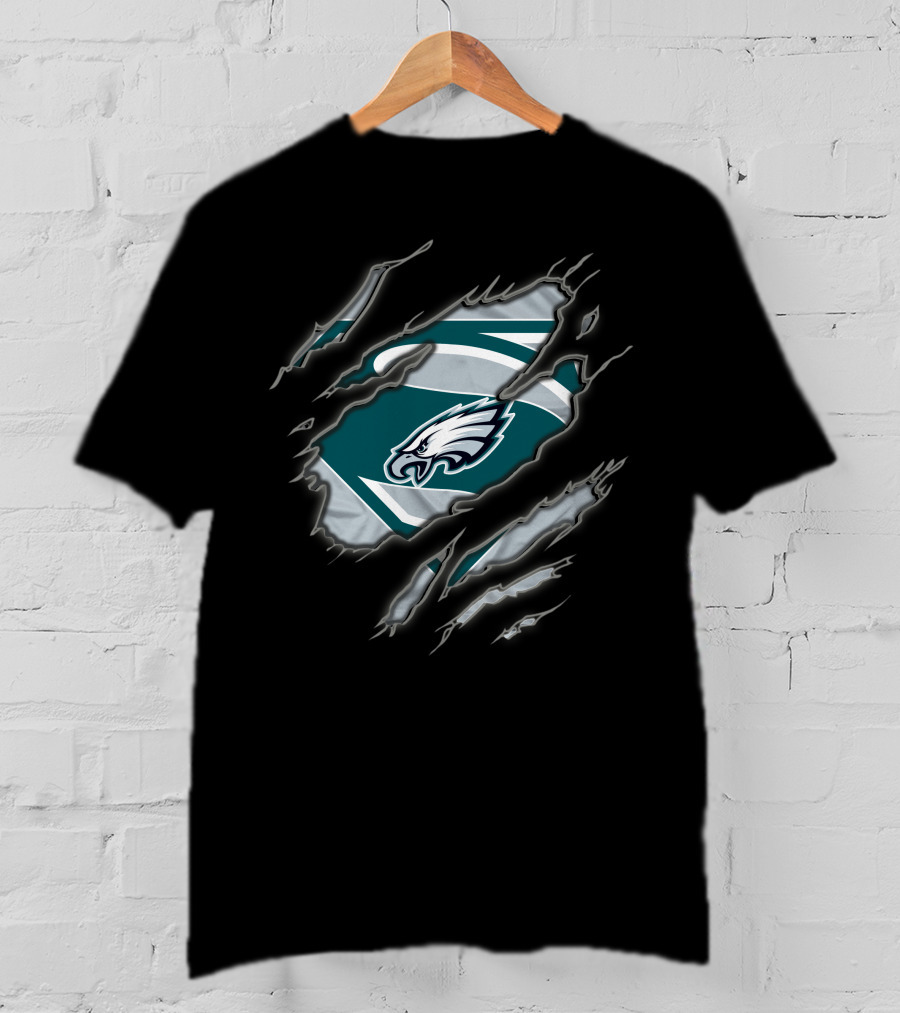 Philadelphia Eagles Logo Superman Style Rip Effect T-Shirt