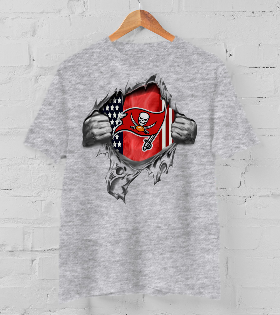 Tampa Bay Buccaneers Skull Flag American Stars Stripes T-Shirt