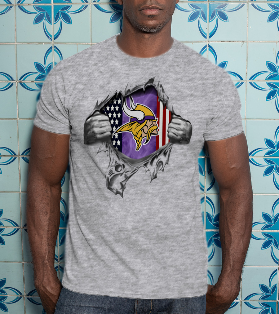 Minnesota Vikings American Flag Ripped T-Shirt