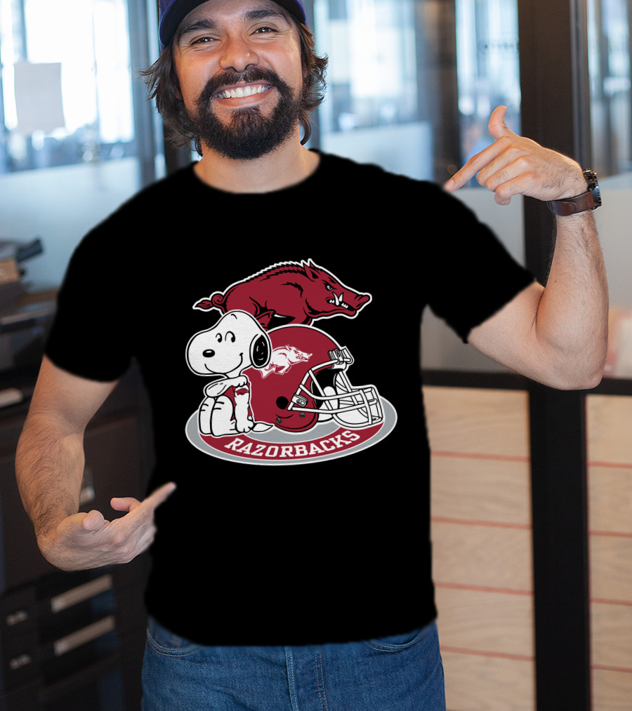 Arkansas Razorbacks Snoopy Football Helmet Razorbacks T-Shirt