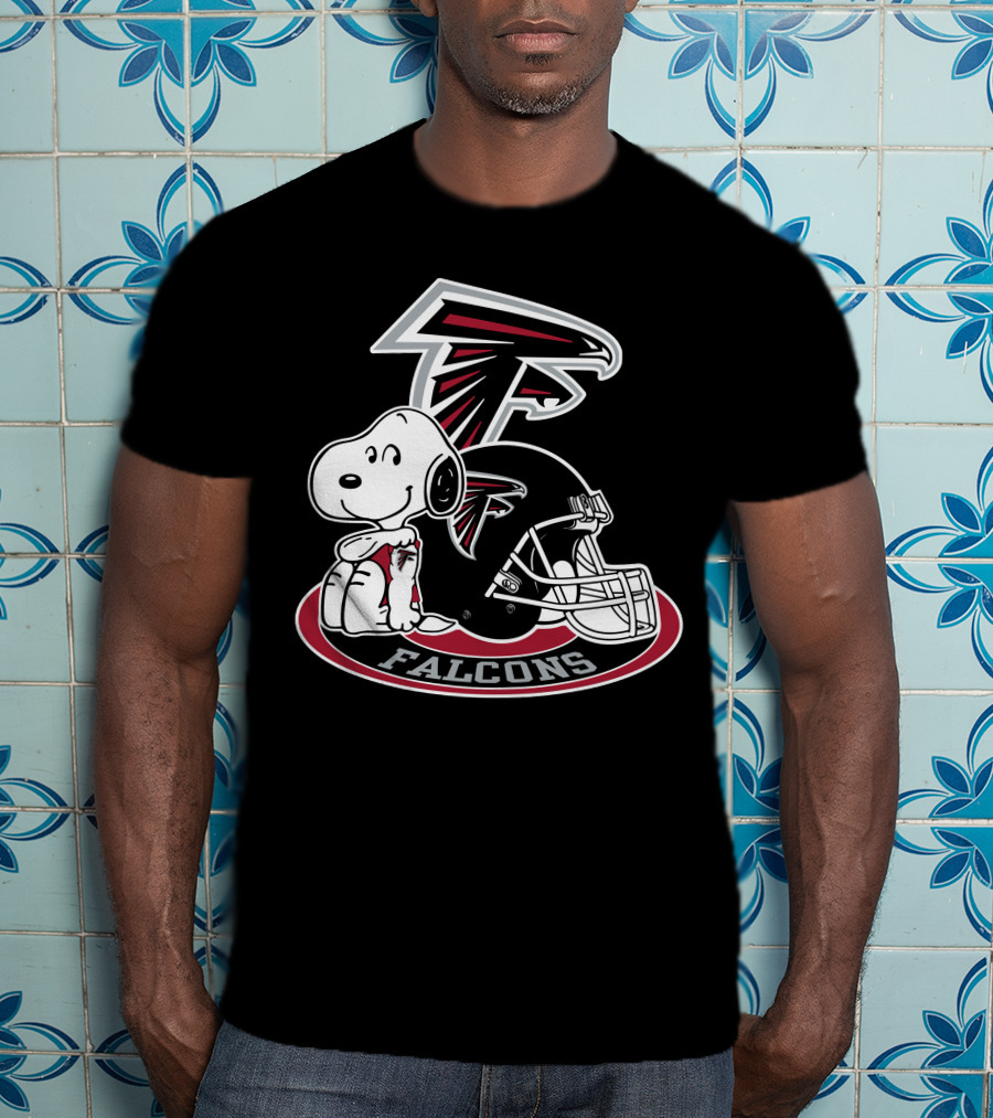 Atlanta Falcons Snoopy With Falcons Logo And Helmet T-Shirt