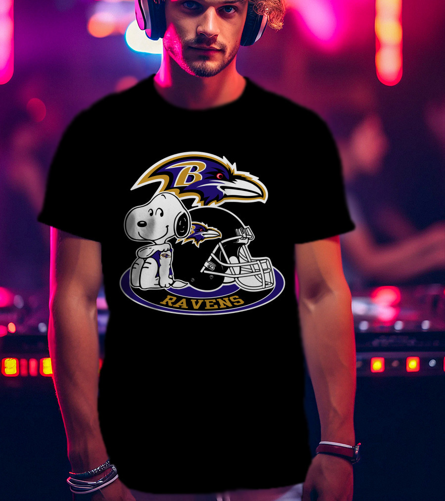 Baltimore Ravens Snoopy Helmet Logo Ravens T-Shirt