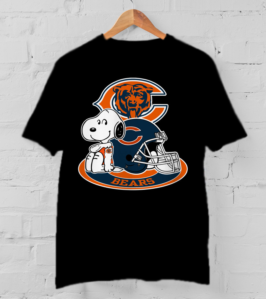 Chicago Bears Snoopy Bear Helmet T-Shirt