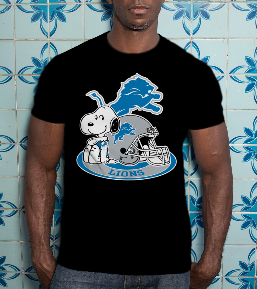 Detroit Lions Snoopy Helmet Nfl Team Logo Peanuts Featured T-Shirt