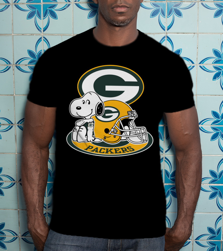 Green Bay Packers Snoopy Helmet T-Shirt