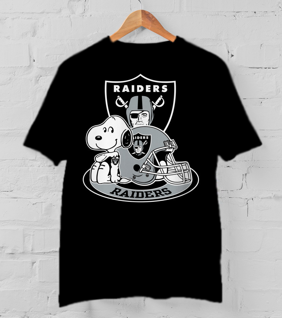 Las Vegas Raiders Snoopy Helmet And Shield T-Shirt