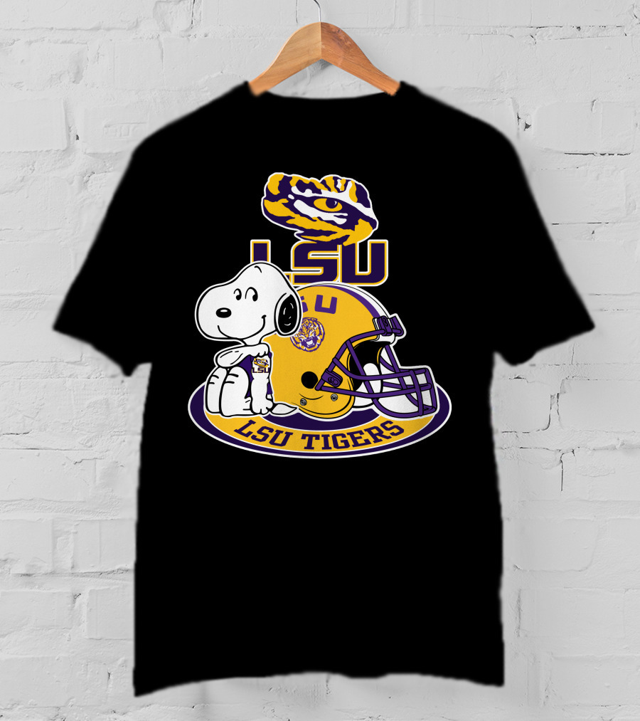 Lsu Tigers Snoopy Football Helmet T-Shirt