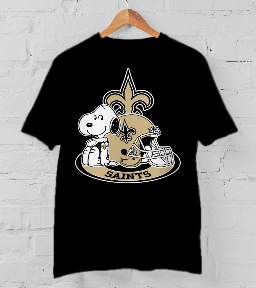 Snoopy New Orleans Saints Football Helmet Fleur-De-Lis T-Shirt