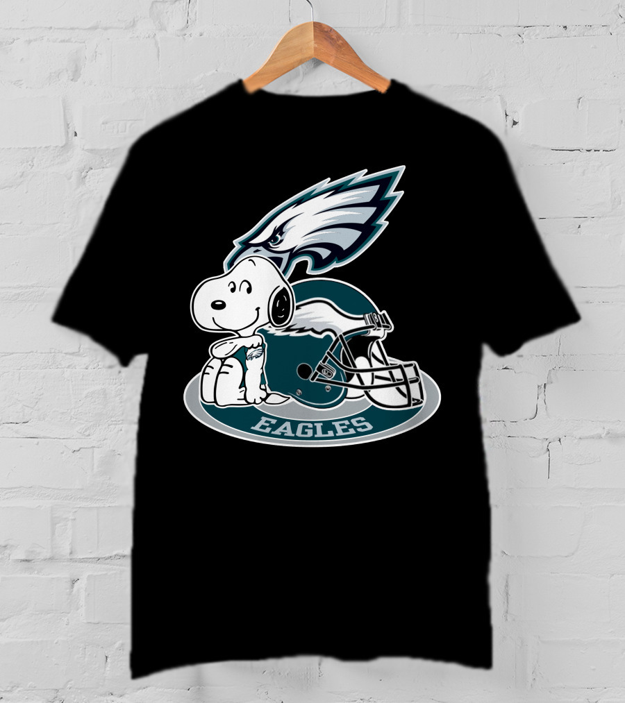 Philadelphia Eagles Snoopy Helmet T-Shirt