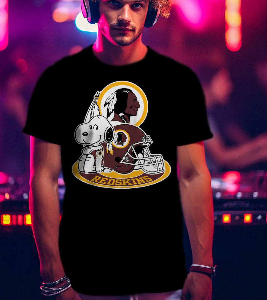Washington Redskins Snoopy Football Helmet T-Shirt