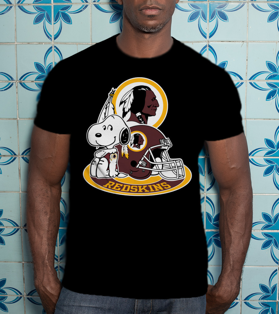 Washington Redskins Snoopy Football Helmet T-Shirt