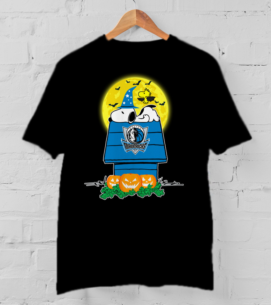 Dallas Mavericks Snoopy Halloween Doghouse Moon Pumpkins T-Shirt