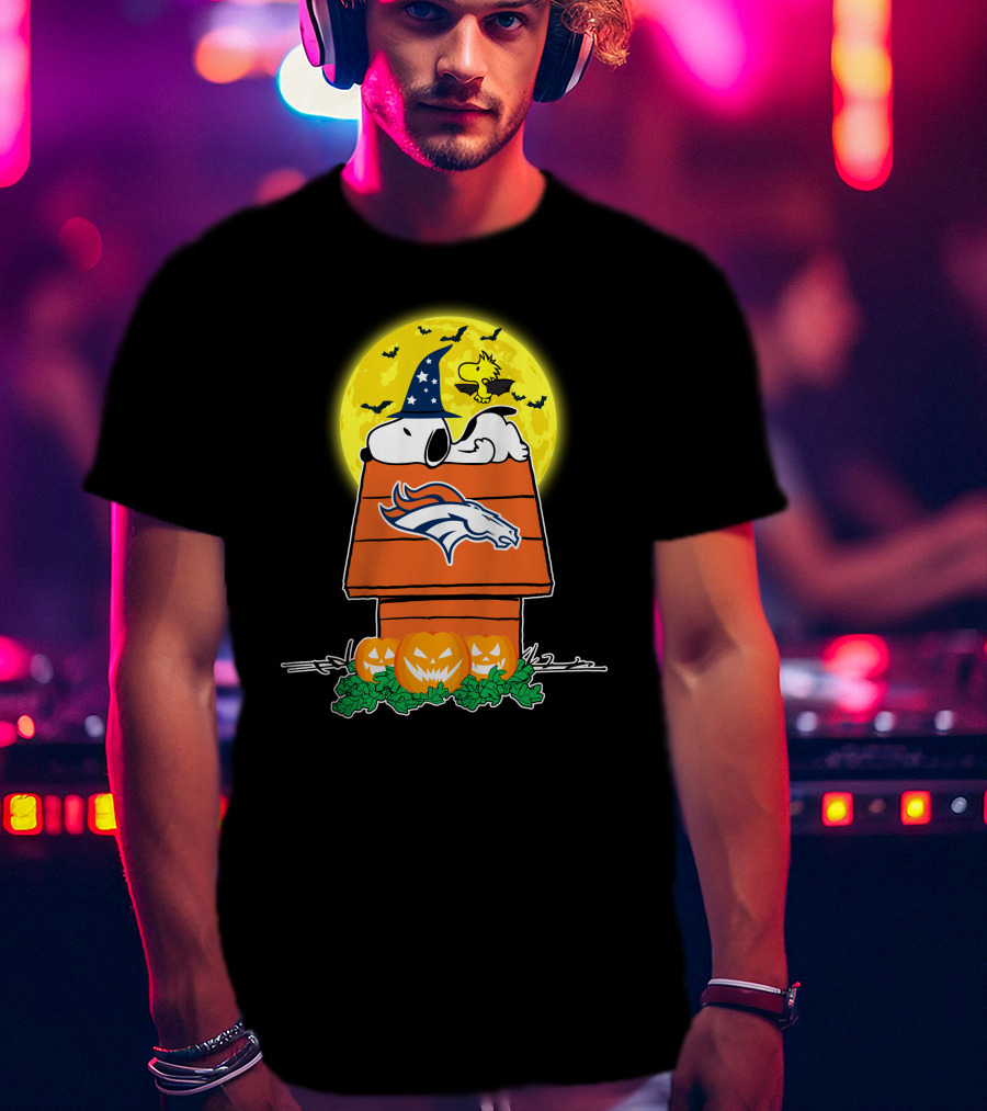 Denver Broncos Halloween Snoopy Woodstock Pumpkins Moon T-Shirt
