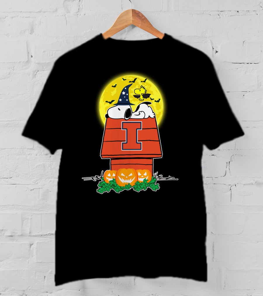 Illinois Fighting Illini Snoopy Woodstock Halloween Pumpkins Moon T-Shirt