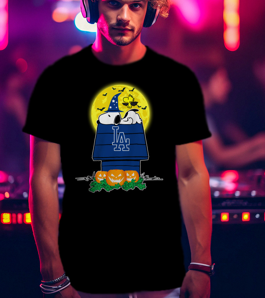 Los Angeles Dodgers Snoopy Halloween Moon Pumpkins Woodstock T-Shirt