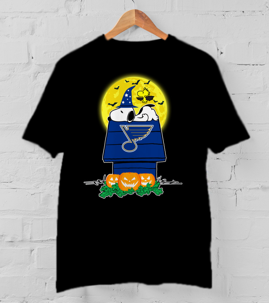 St Louis Blues Snoopy Halloween Moon Jack-O'-Lanterns T-Shirt