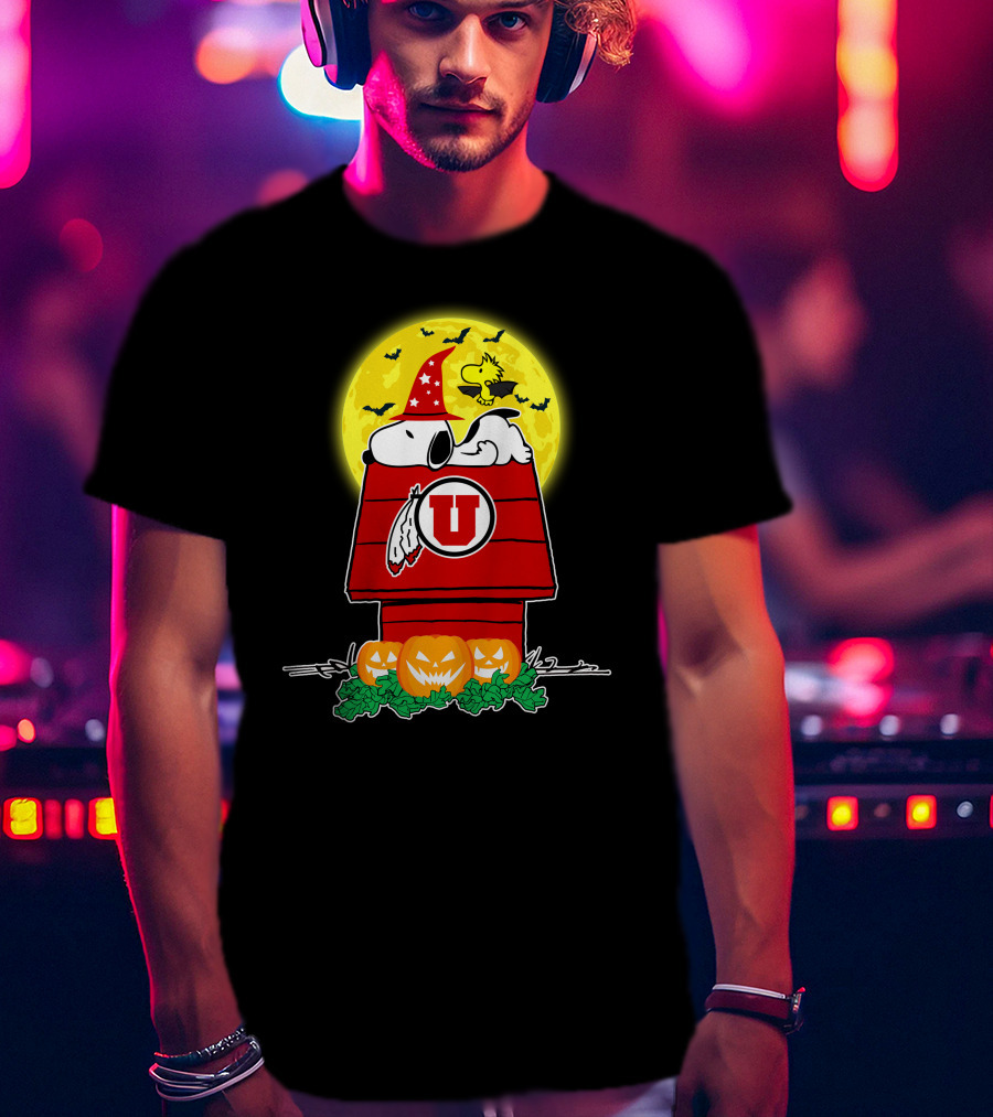 Utah Utes Snoopy Halloween Doghouse With Pumpkins And Full Moon T-Shirt