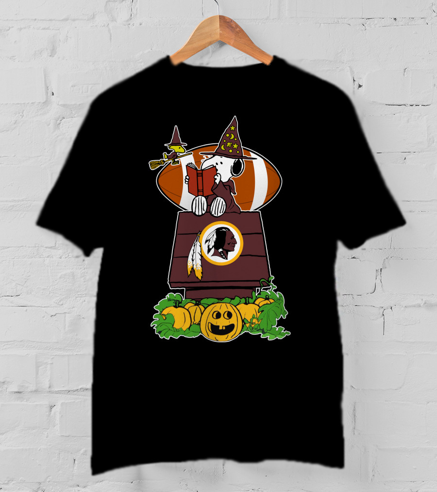 Washington Redskins Snoopy Halloween Football Pumpkin Scene T-Shirt