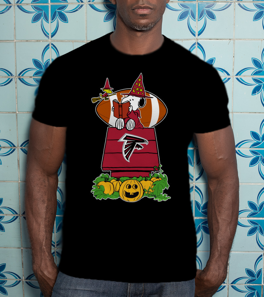 Atlanta Falcons Snoopy Halloween Great Pumpkin House Football T-Shirt