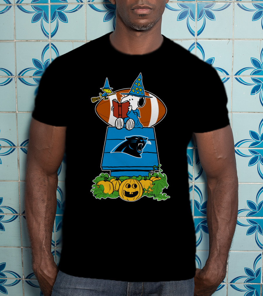 Carolina Panthers Snoopy Halloween Wizard Read Football Pumpkin Scene T-Shirt