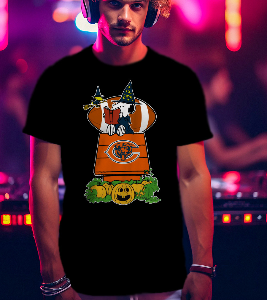 Chicago Bears Snoopy Halloween Witch Football Pumpkin House T-Shirt