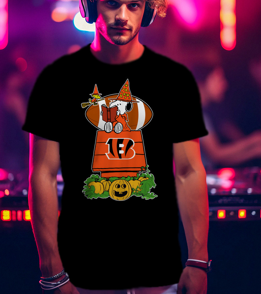 Cincinnati Bengals Snoopy Halloween Pumpkin Football Theme T-Shirt