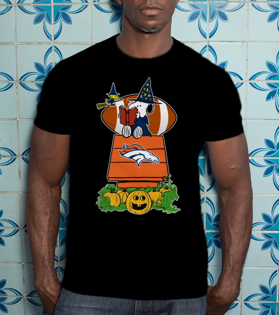 Denver Broncos Snoopy Halloween Football Wizard Pumpkin Scene T-Shirt