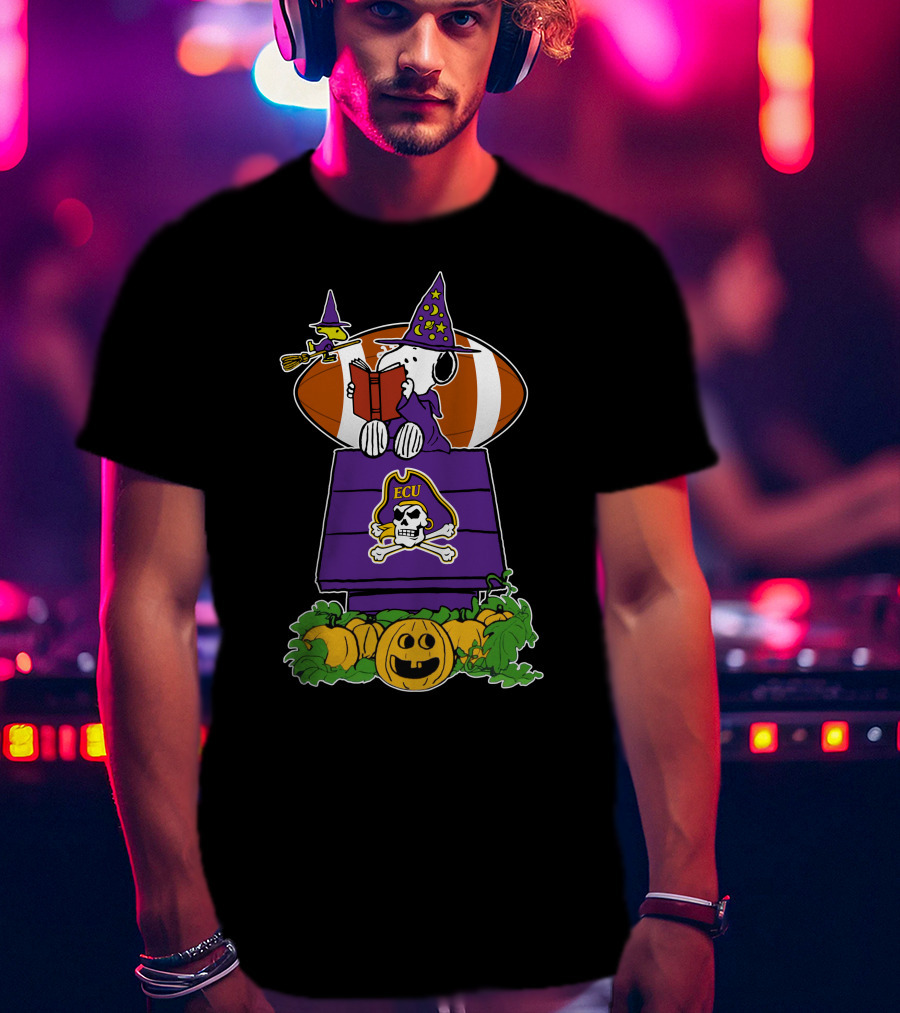 East Carolina Pirates Snoopy Halloween Ecu Football Doghouse Pumpkin T-Shirt