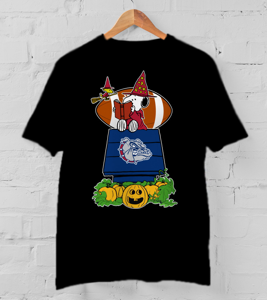 Gonzaga Bulldogs Snoopy Halloween Witch Peanuts Football Pumpkin T-Shirt