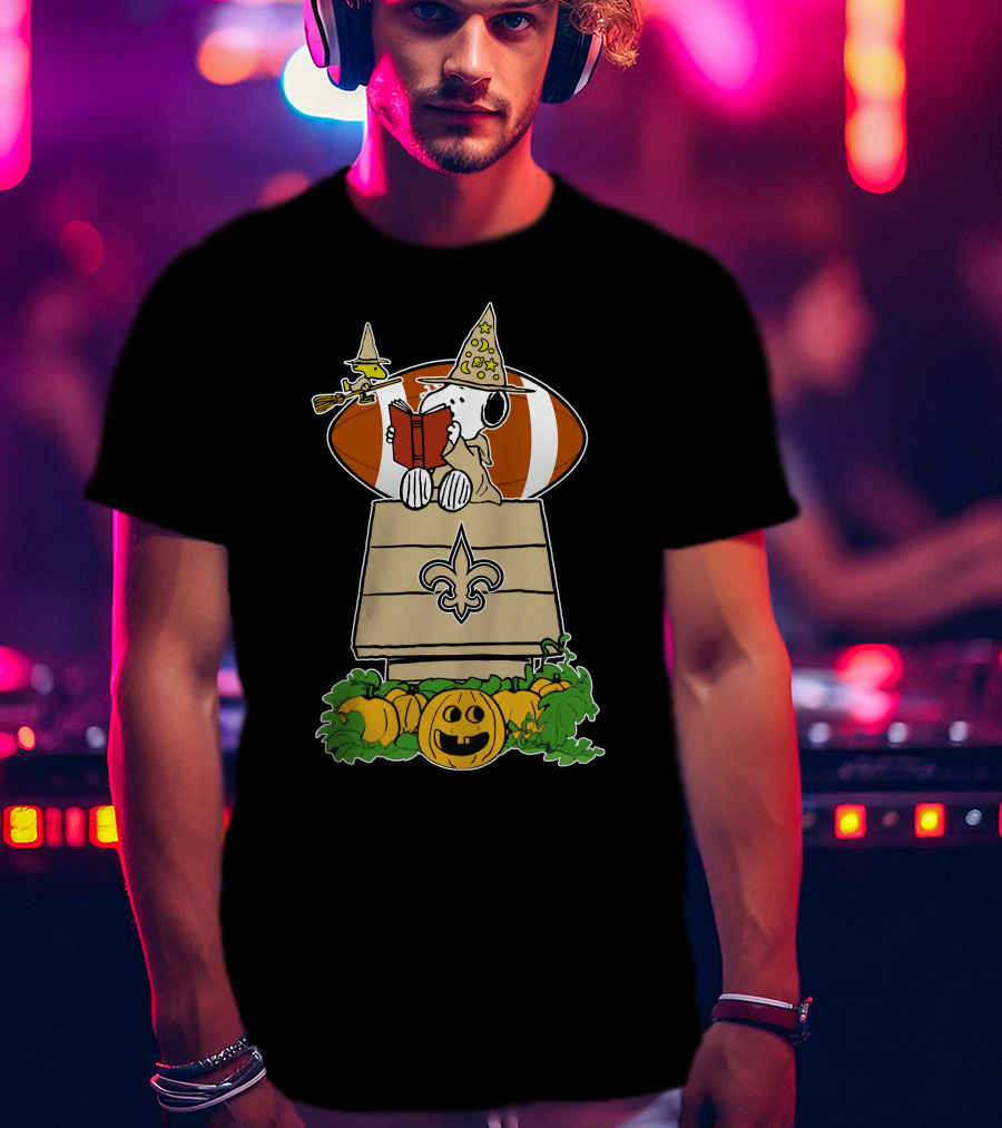 New Orleans Saints Snoopy Halloween Peanuts Witch Football Pumpkin Woodhouse T-Shirt