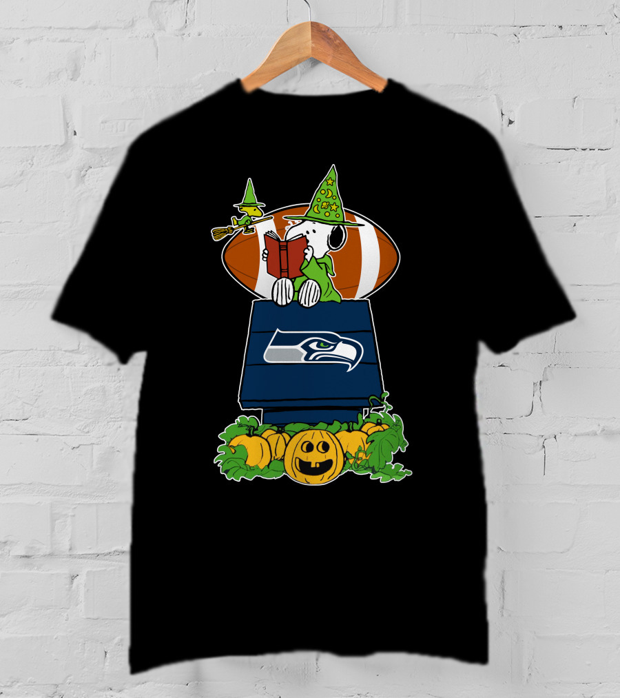 Seattle Seahawks Snoopy Halloween Pumpkin Football Magic T-Shirt