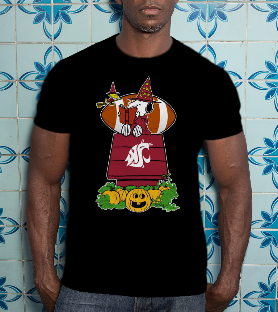 Washington State Cougars Snoopy Halloween Football Pumpkin Scene T-Shirt