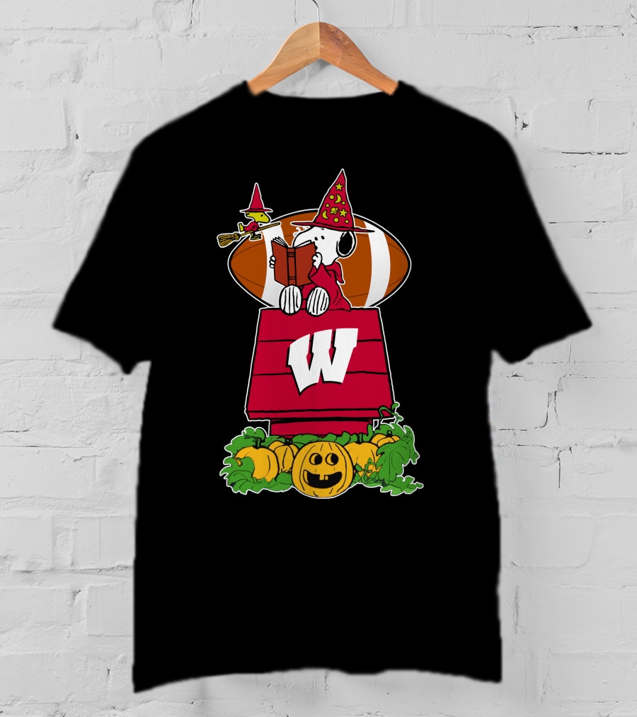 Wisconsin Badgers Snoopy Halloween Witch Hat Woodstock Pumpkin T-Shirt