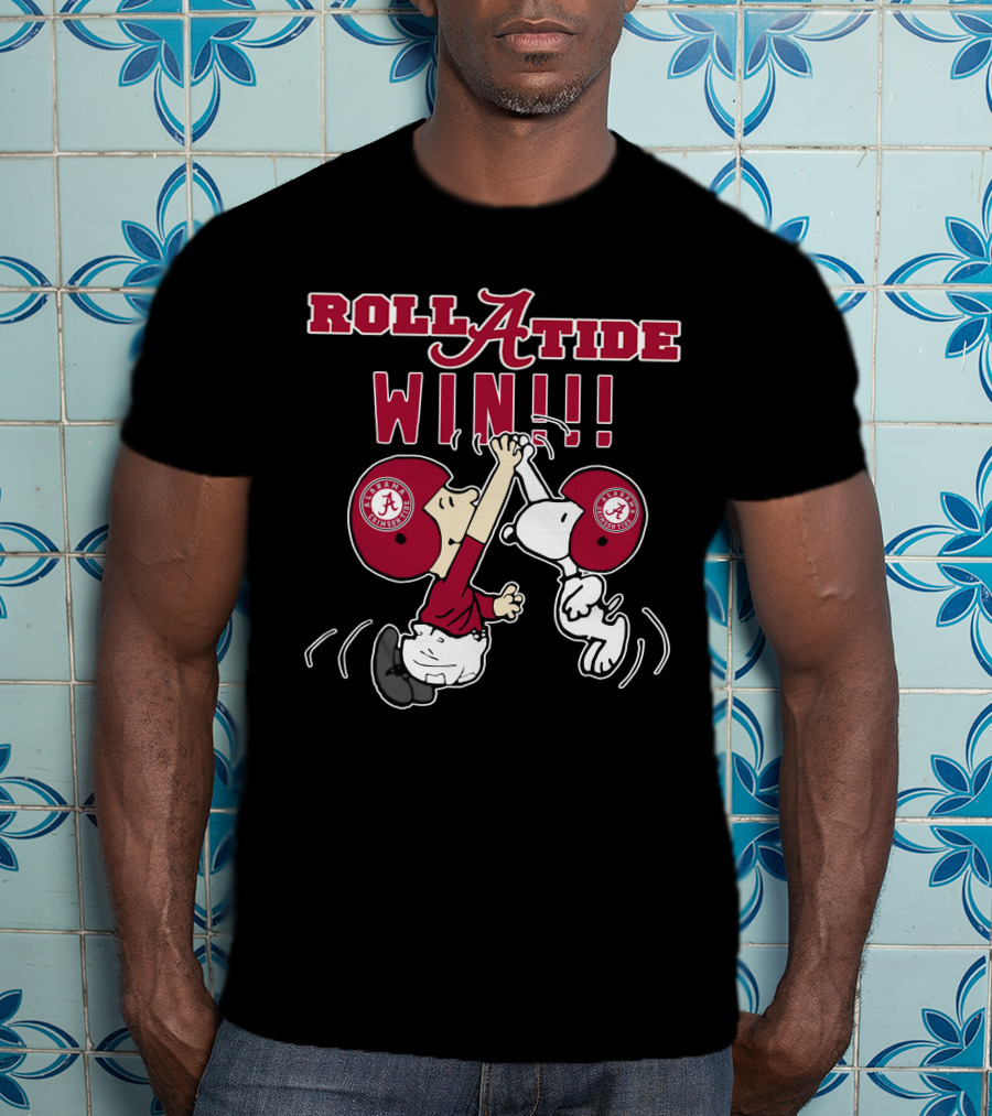 Roll Tide Alabama Crimson Tide Win Peanuts Characters High Five T-Shirt