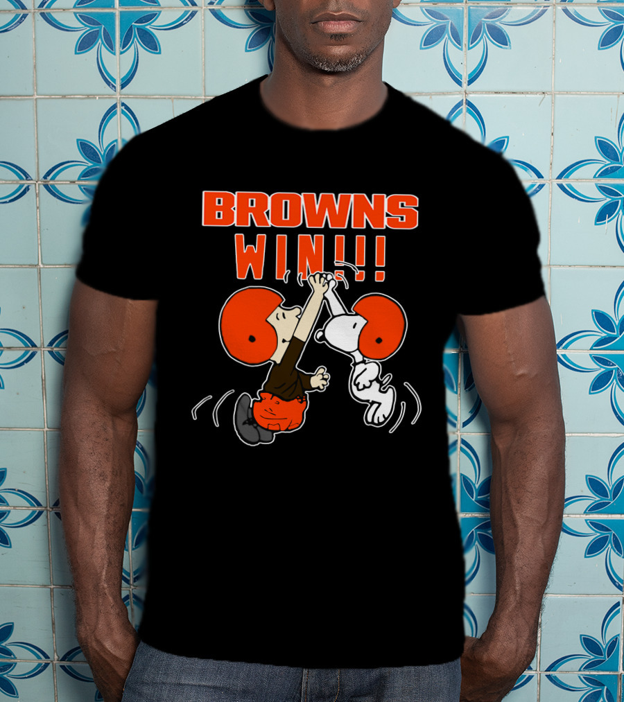 Browns Win!!! Peanuts Characters Celebrate Cleveland Victory T-Shirt