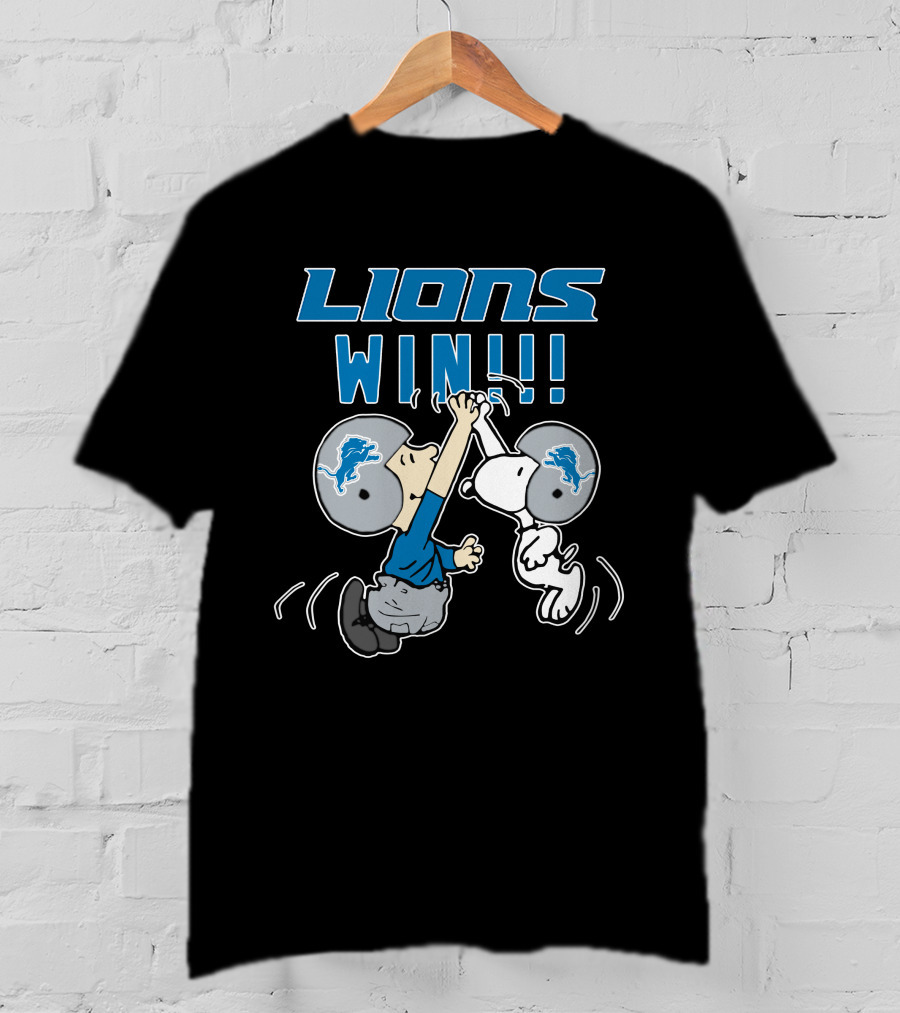 Detroit Lions Win Peanuts Helmet Celebration T-Shirt