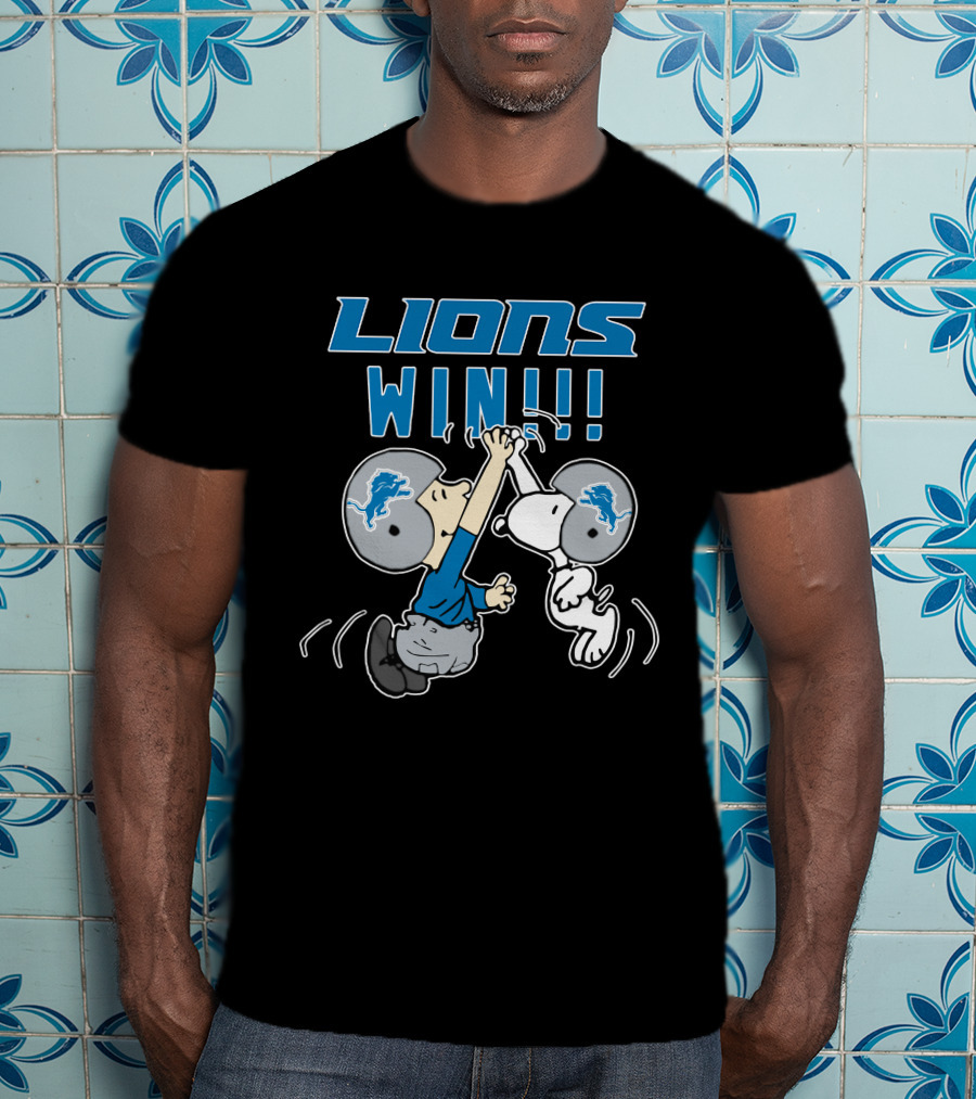 Detroit Lions Win Peanuts Helmet Celebration T-Shirt