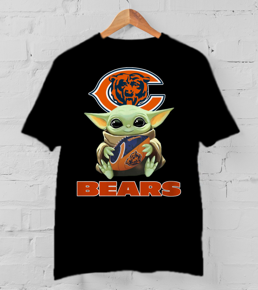 Chicago Bears Baby Yoda Football Fan Gear T-Shirt
