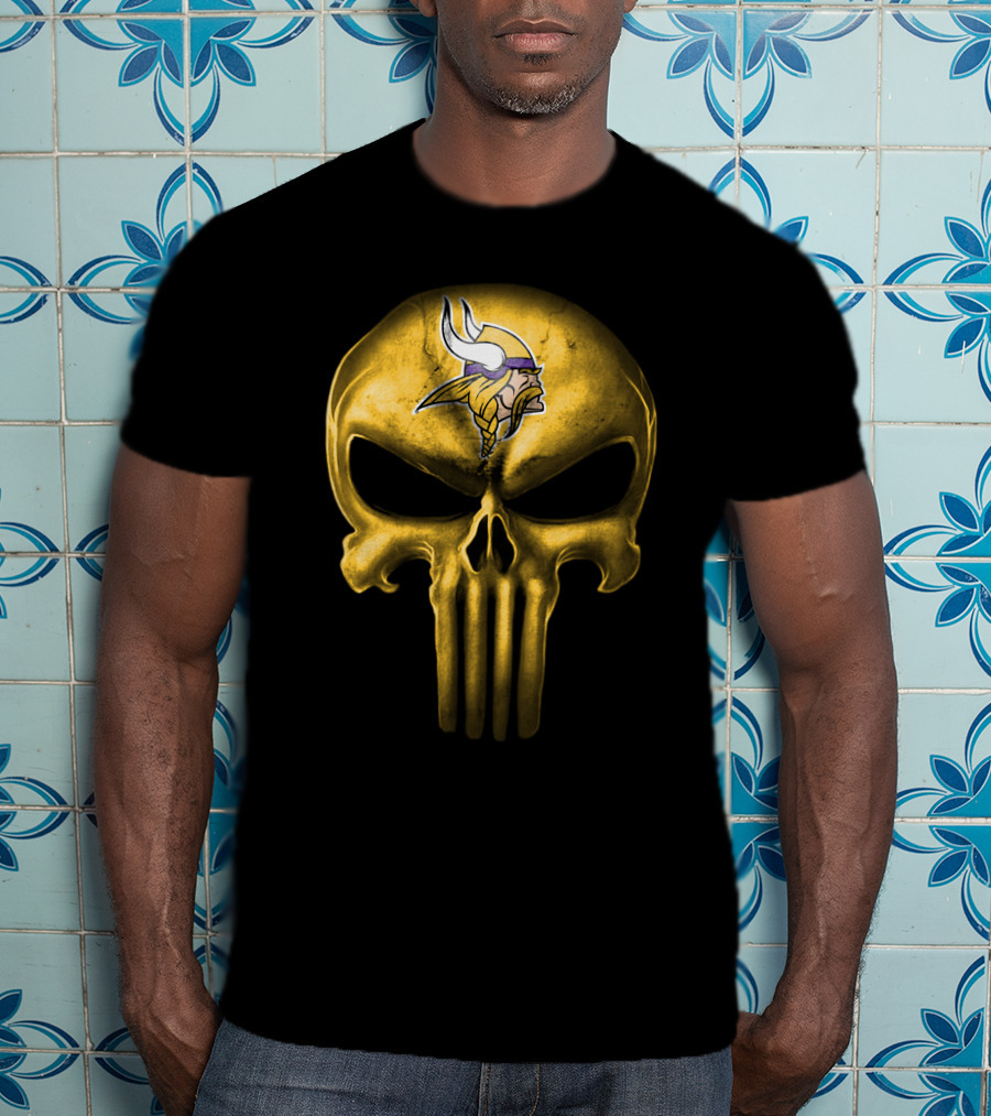 Minnesota Vikings Skull Emblem With Viking T-Shirt