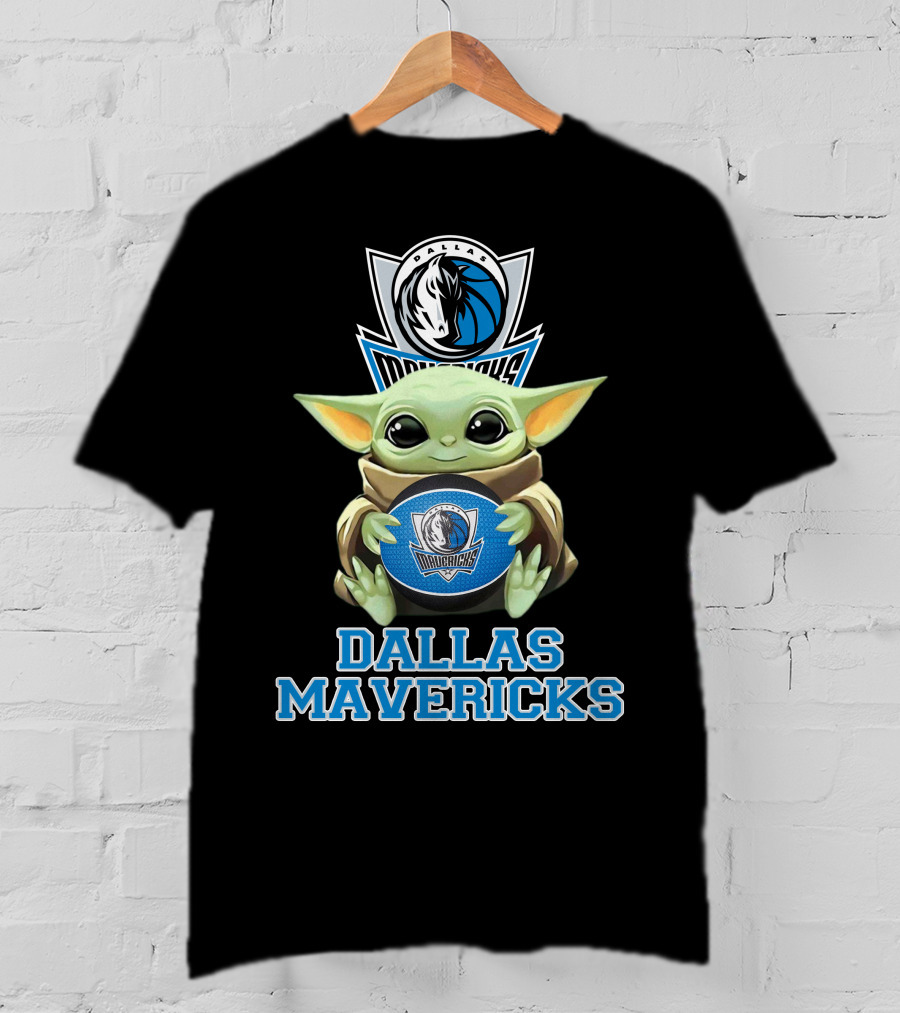 Dallas Mavericks Baby Yoda Holding Basketball T-Shirt