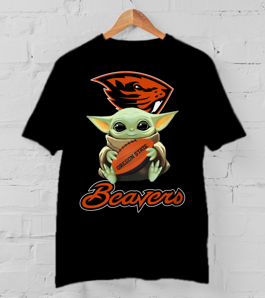 Oregon State Beavers Baby Yoda Holding Football T-Shirt