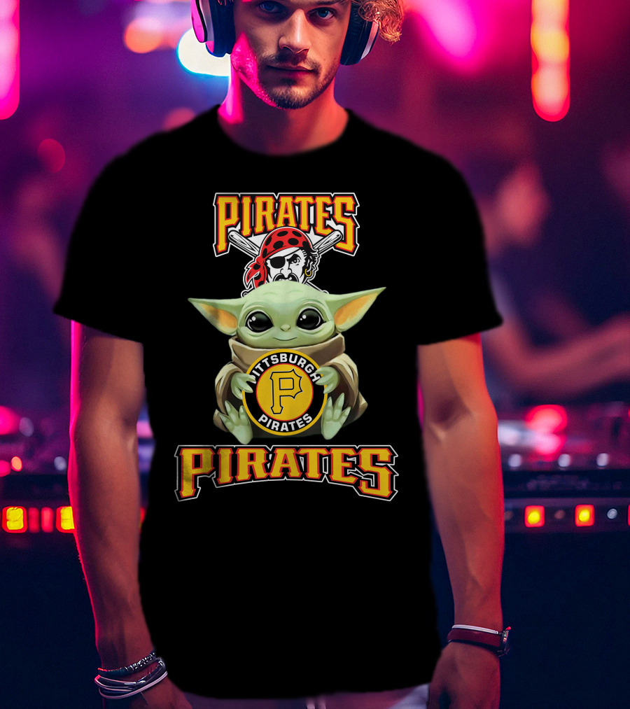 Pittsburgh Pirates Baby Yoda Holding Baseball T-Shirt