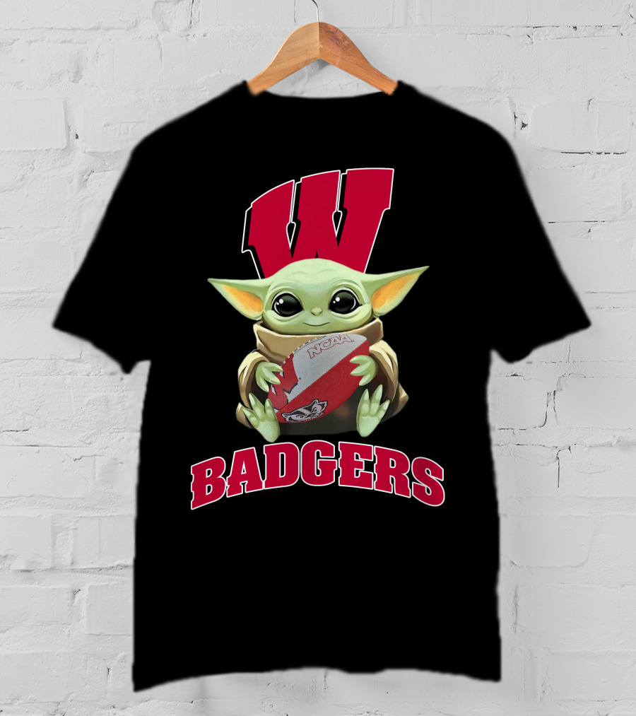 Wisconsin Badgers Baby Yoda Ncaa Football T-Shirt