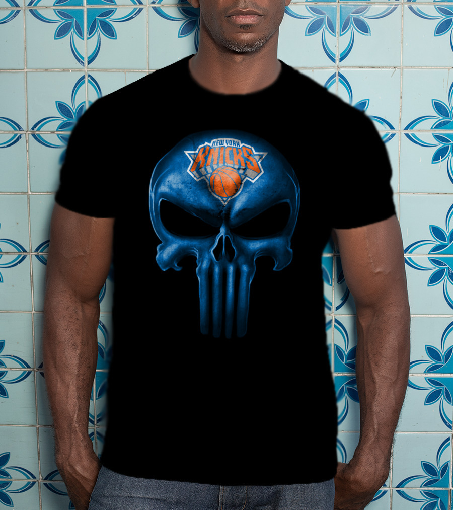 New York Knicks Skull Basketball Logo Fusion T-Shirt