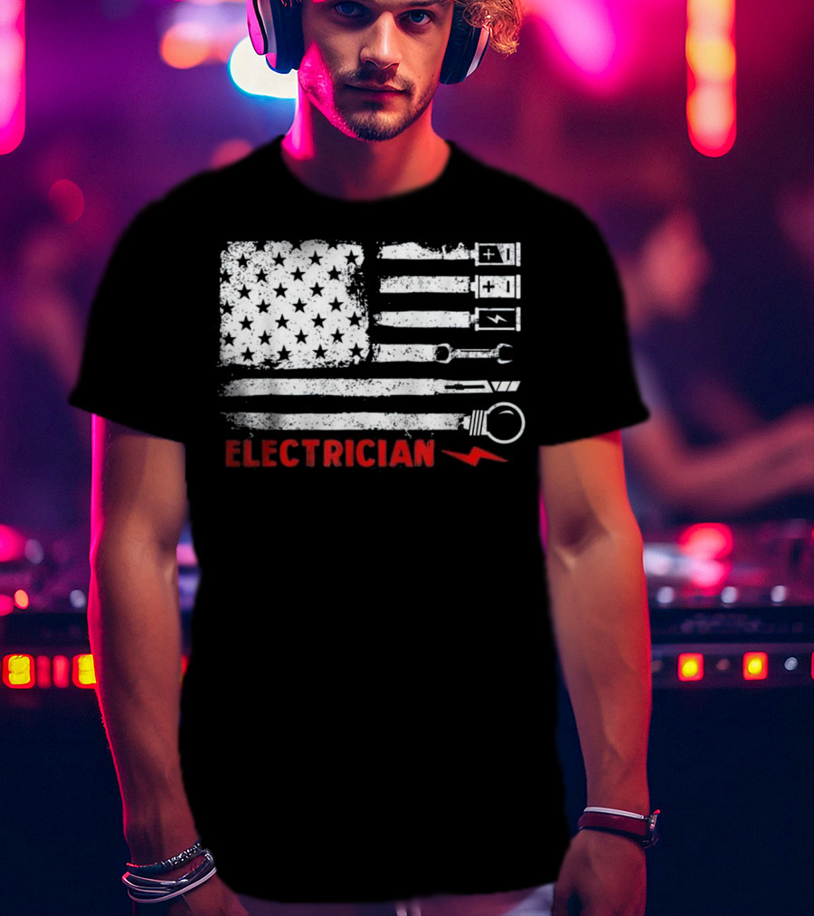 American Flag Electrician Wrench Bolt Battery Stars Stripe Icons T-Shirt
