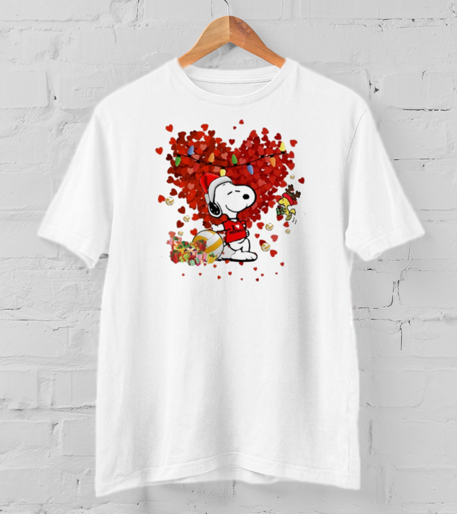 Snoopy Christmas Love Netball Heart T-Shirt